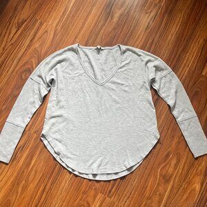 Lucky Brand Gray Thermal V-Neck Long Sleeve Tee S